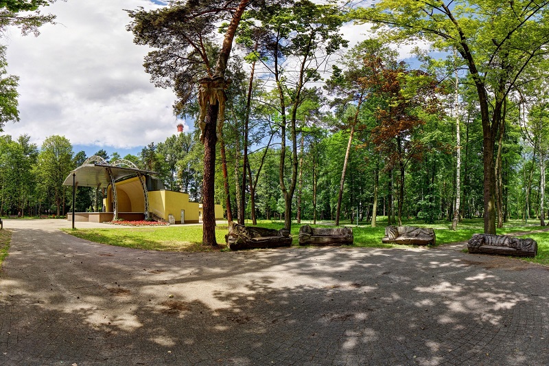 park.zamkniety 03 20